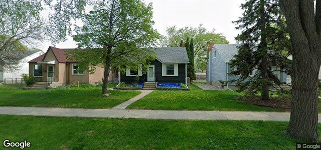 Larawan ng 1044 Warsaw Avenue sa Winnipeg, Manitoba
