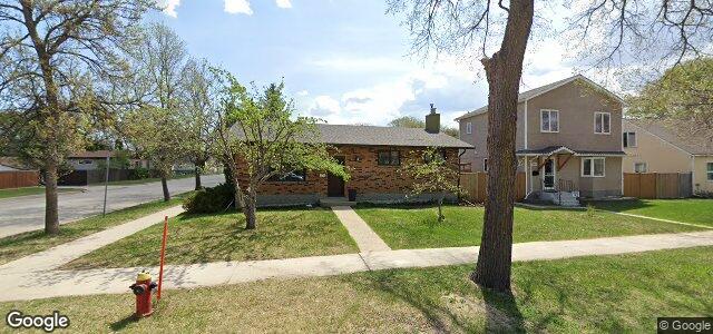 Larawan ng 1060 Fleet Avenue sa Winnipeg, Manitoba