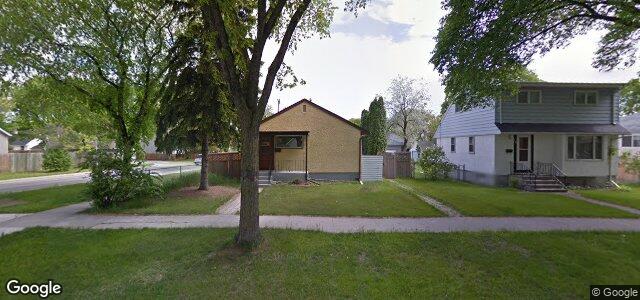 Larawan ng 1060 Warsaw Avenue sa Winnipeg, Manitoba