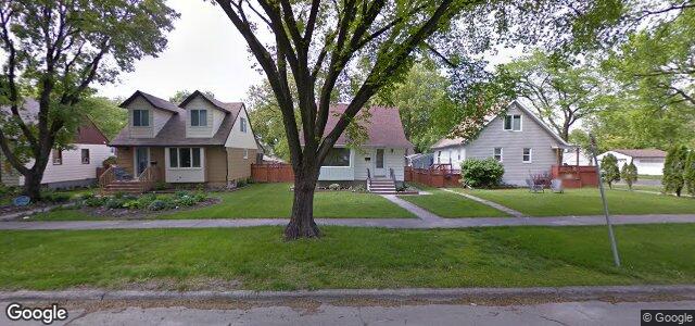 Larawan ng 1065 Warsaw Avenue sa Winnipeg, Manitoba