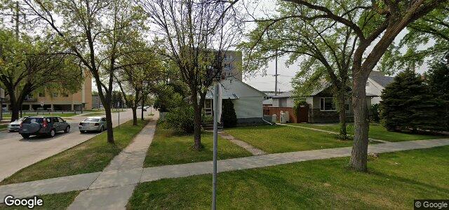 Larawan ng 1070 Lorette Avenue sa Winnipeg, Manitoba