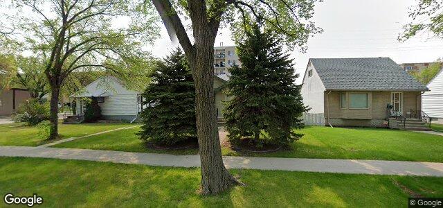 Larawan ng 1074 Lorette Avenue sa Winnipeg, Manitoba