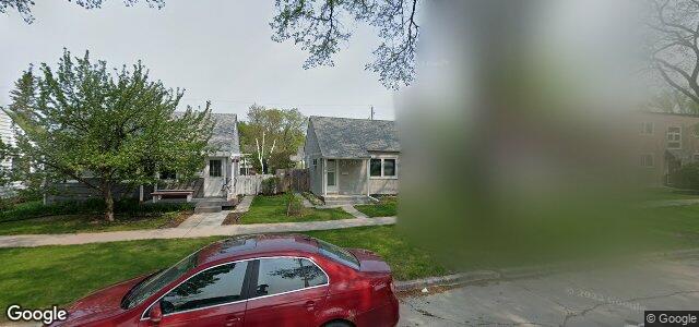 Larawan ng 1079 Lorette Avenue sa Winnipeg, Manitoba
