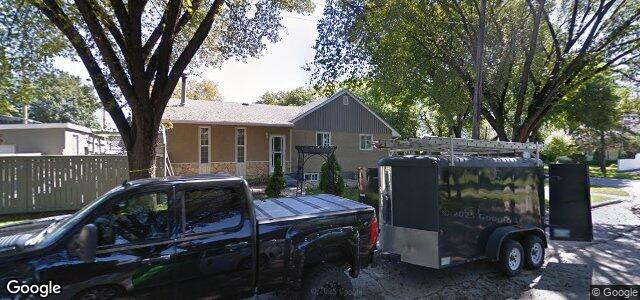 Larawan ng 1115 Lorette Avenue sa Winnipeg, Manitoba