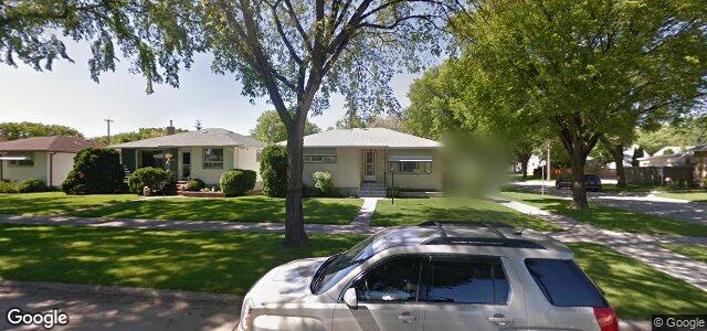 Larawan ng 1121 Lorette Avenue sa Winnipeg, Manitoba