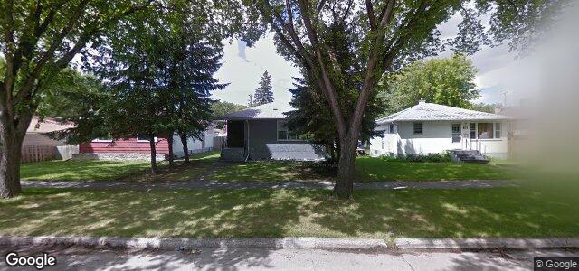 Larawan ng 1149 Lorette Avenue sa Winnipeg, Manitoba