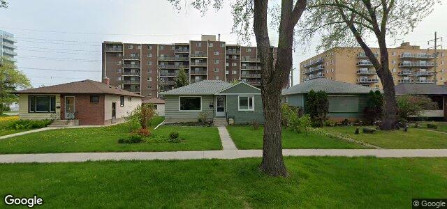 Larawan ng 1174 Lorette Avenue sa Winnipeg, Manitoba