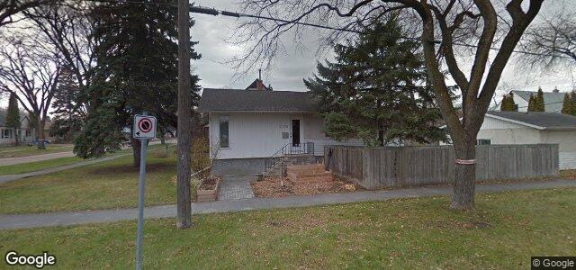 Larawan ng 1175 Warsaw Avenue sa Winnipeg, Manitoba