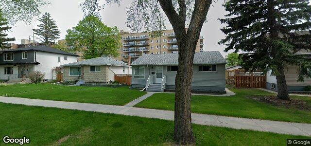 Larawan ng 1202 Lorette Avenue sa Winnipeg, Manitoba