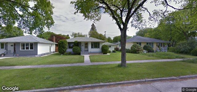 Larawan ng 1208 Warsaw Avenue sa Winnipeg, Manitoba