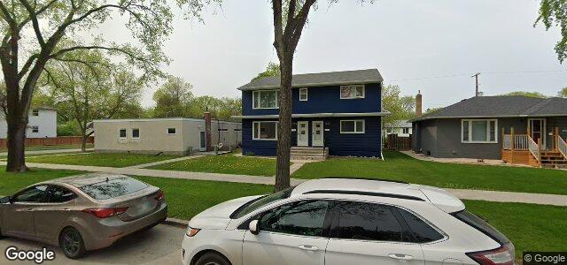 Larawan ng 1215 Lorette Avenue sa Winnipeg, Manitoba