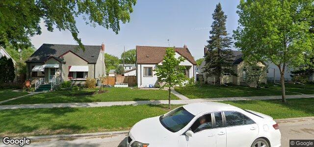 Larawan ng 1239 Lorette Avenue sa Winnipeg, Manitoba