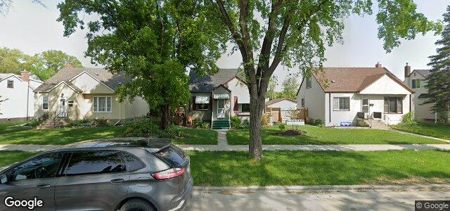Larawan ng 1243 Lorette Avenue sa Winnipeg, Manitoba