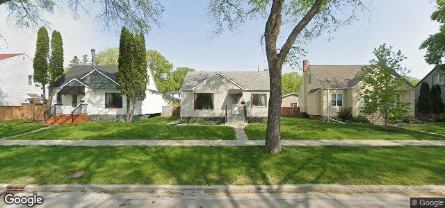 Larawan ng 1251 Lorette Avenue sa Winnipeg, Manitoba