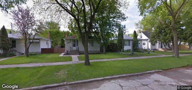 Larawan ng 1328 Dudley Crescent sa Winnipeg, Manitoba