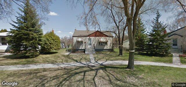 Larawan ng 330 Thurso Street sa Winnipeg, Manitoba