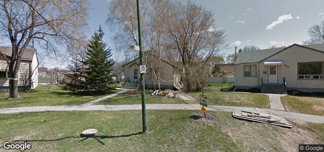 Larawan ng 334 Thurso Street sa Winnipeg, Manitoba