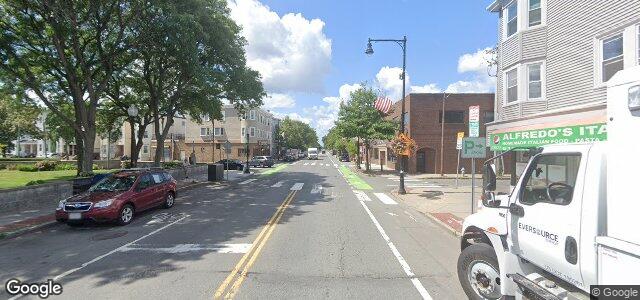 Larawan ng 690 Cambridge Street sa Winnipeg, Manitoba