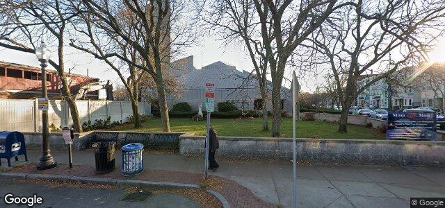 Larawan ng 694 Cambridge Street sa Winnipeg, Manitoba