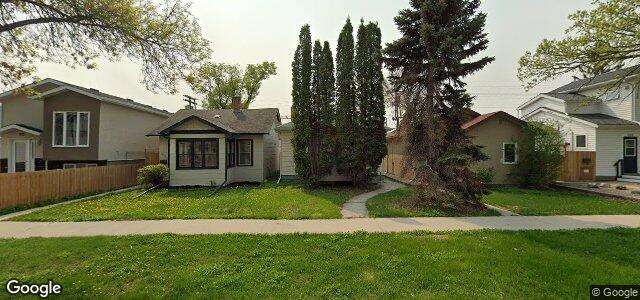 Larawan ng 922 Lorette Avenue sa Winnipeg, Manitoba