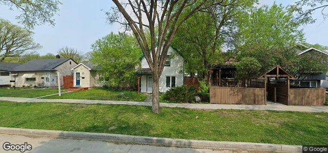 Larawan ng 937 Lorette Avenue sa Winnipeg, Manitoba