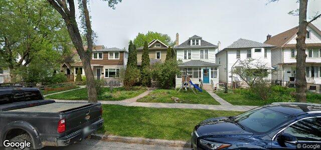 Larawan ng 939 Warsaw Avenue sa Winnipeg, Manitoba