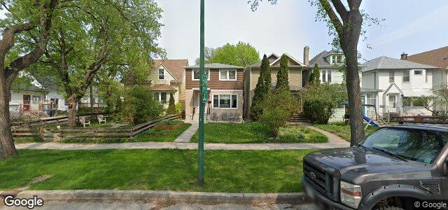 Larawan ng 941 Warsaw Avenue sa Winnipeg, Manitoba