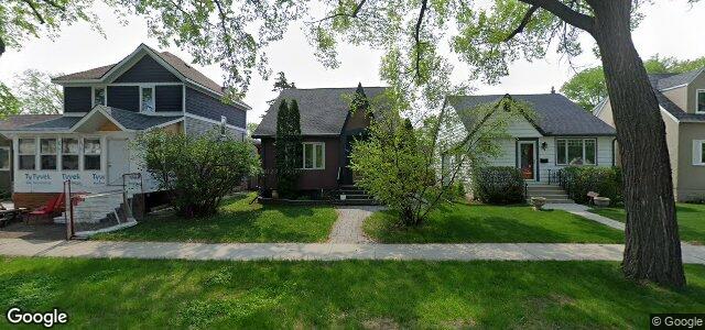 Larawan ng 948 Warsaw Avenue sa Winnipeg, Manitoba