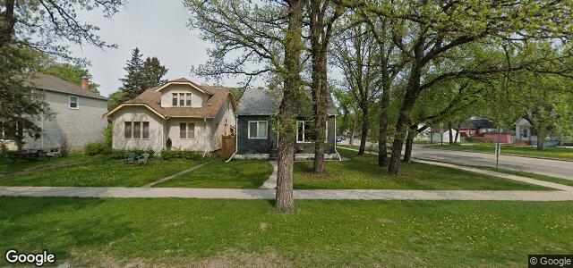 Larawan ng 967 Warsaw Avenue sa Winnipeg, Manitoba