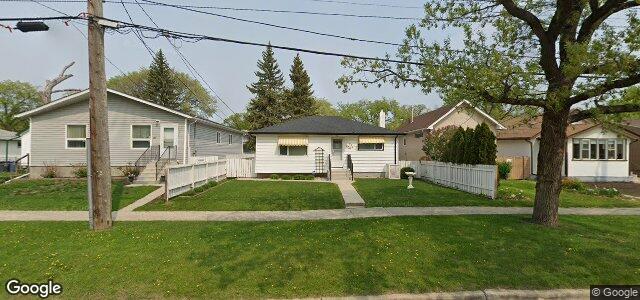 Larawan ng 969 Scotland Avenue sa Winnipeg, Manitoba