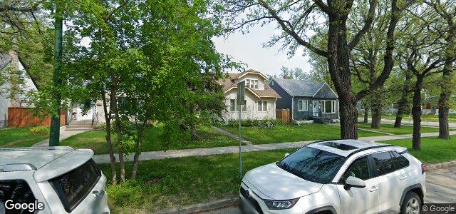 Larawan ng 971 Warsaw Avenue sa Winnipeg, Manitoba