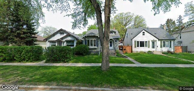Larawan ng 983 Warsaw Avenue sa Winnipeg, Manitoba
