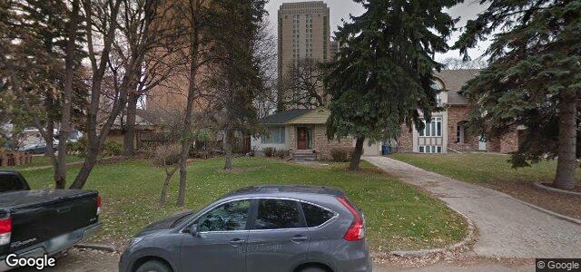 Larawan ng 18 Roslyn Crescent sa Winnipeg, Manitoba