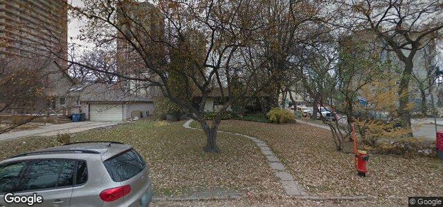 Larawan ng 6 Roslyn Crescent sa Winnipeg, Manitoba