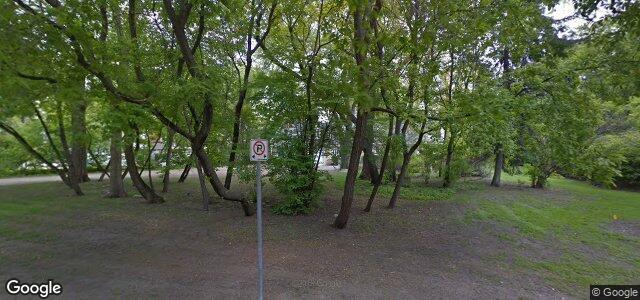 Larawan ng 61 Roslyn Crescent sa Winnipeg, Manitoba