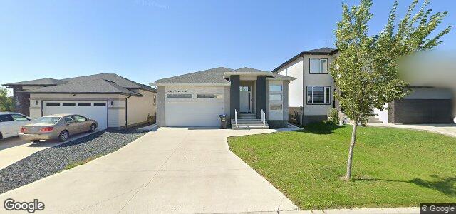 Photo of 131 Luzon Bay in Winnipeg, Manitoba