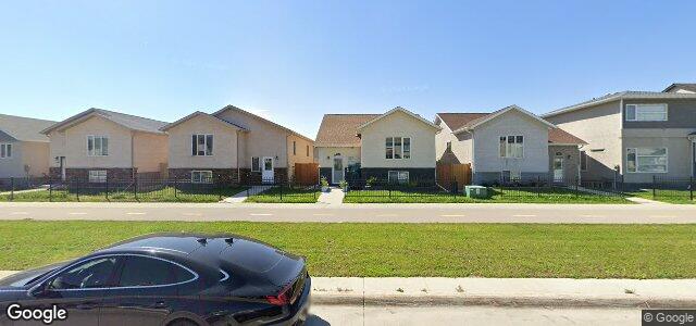 Larawan ng 360 Dr. Jose Rizal Way sa Winnipeg, Manitoba