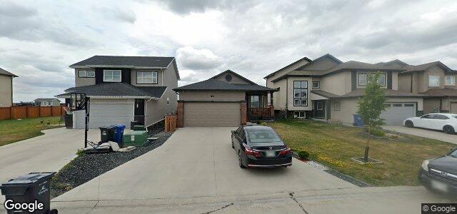 Larawan ng 72 Luzon Bay sa Winnipeg, Manitoba