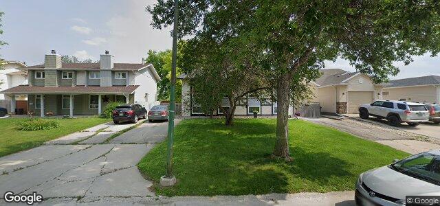 Larawan ng 10 Callum Crescent sa Winnipeg, Manitoba