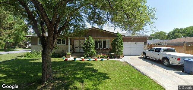 Larawan ng 10 Gemini Avenue sa Winnipeg, Manitoba