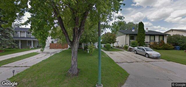 Larawan ng 100 Bret Bay sa Winnipeg, Manitoba