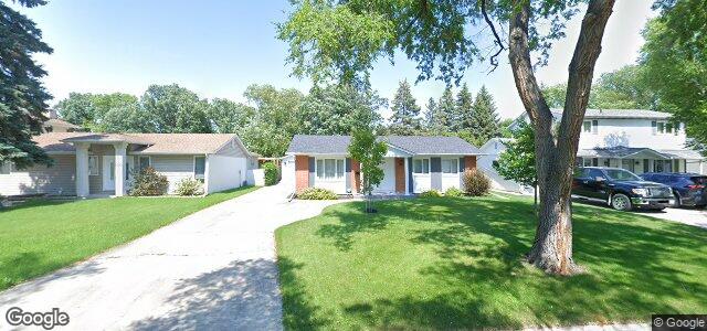 Larawan ng 100 Gemini Avenue sa Winnipeg, Manitoba