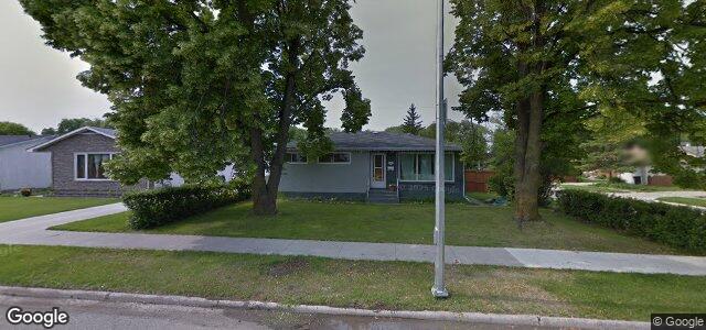 100 Vryenhoek Crescent（加拿大曼尼托巴省溫尼伯市）房屋照片