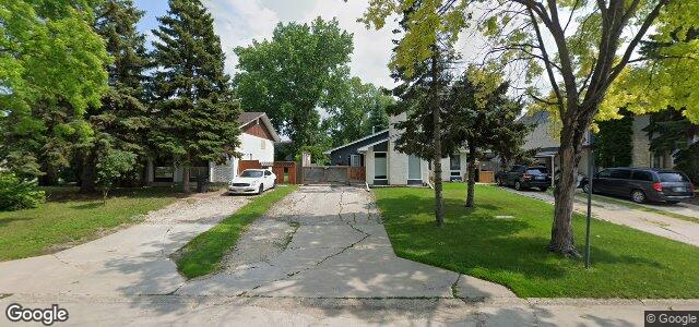 Larawan ng 111 Callum Crescent sa Winnipeg, Manitoba