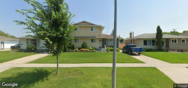 Larawan ng 1119 De Fehr Street sa Winnipeg, Manitoba