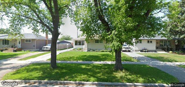 Larawan ng 1126 De Fehr Street sa Winnipeg, Manitoba