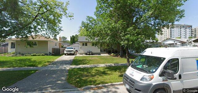 Larawan ng 1130 De Fehr Street sa Winnipeg, Manitoba