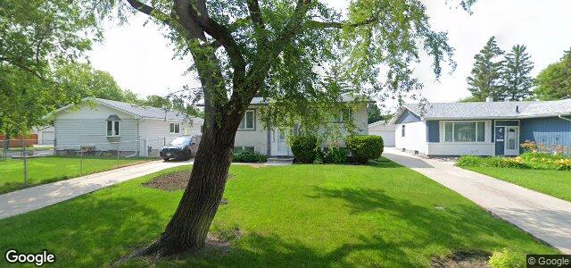 Larawan ng 120 Roselawn Bay sa Winnipeg, Manitoba