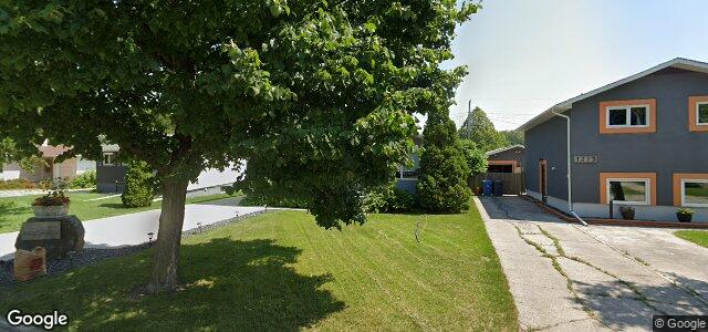 Larawan ng 1215 De Graff Place sa Winnipeg, Manitoba