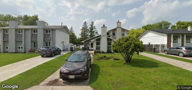 Larawan ng 124 Callum Crescent sa Winnipeg, Manitoba